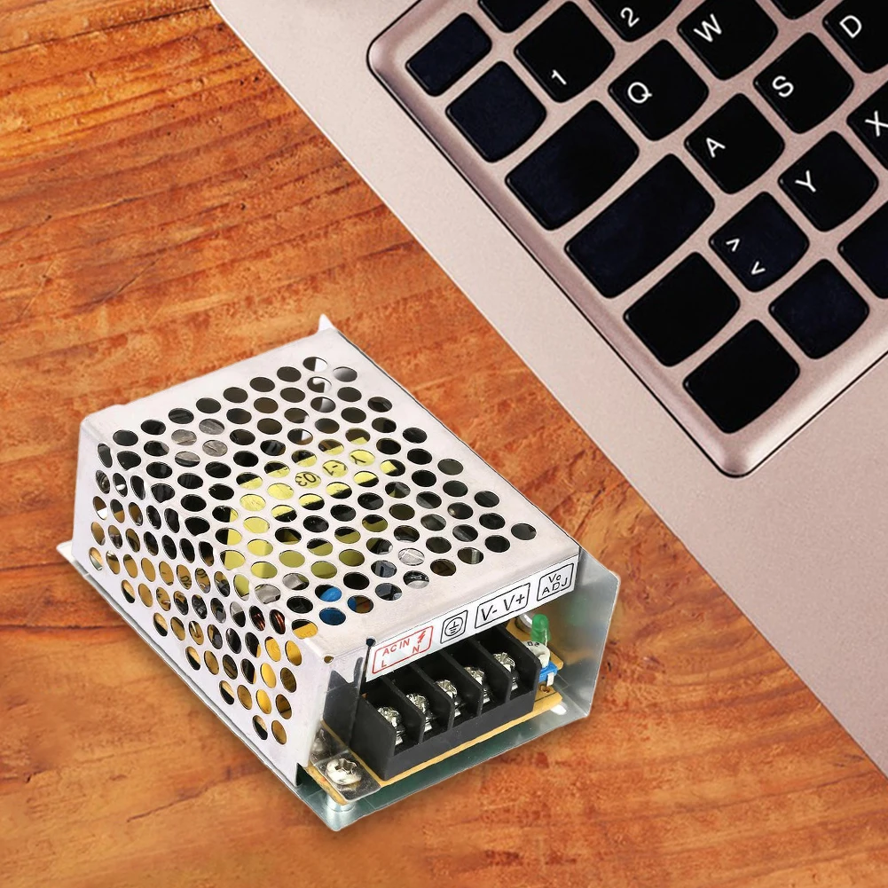 Adattatore di alimentazione 12 - Smps Power Supply recensione e prezzo
