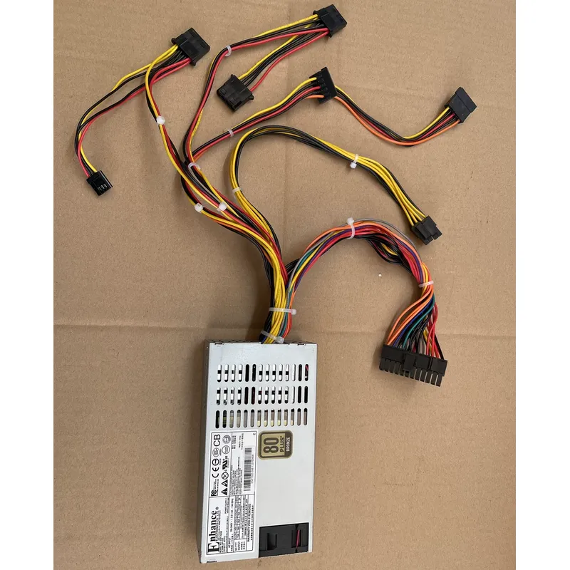 Alimentatore Yiheng ENP-7025B  - Server Power Supply recensione e prezzo